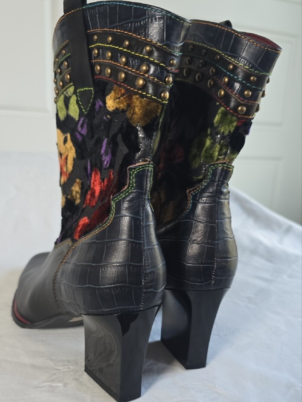 L'Artiste Black Leather Heeled Ankle Boots with Multicolor Flowers Size EU 41 - Picture 10 of 16
